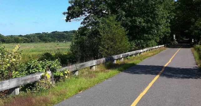 Massachusetts' Minuteman Commuter Bikeway | Courtesy MLC 2011