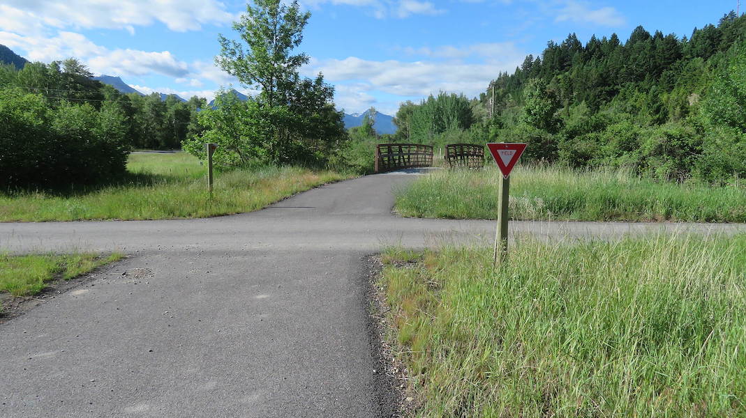 Montana's Highway 89 South Pedestrian Trail | Photo by TrailLink user acewickwire