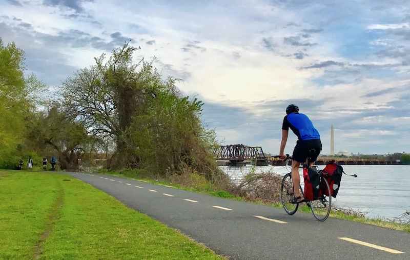 Mount Vernon Trail | Photo by Milo Bateman