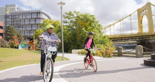 Three Rivers Heritage Trail | Photo by Healthy Ride, Pittsburgh Bike Share