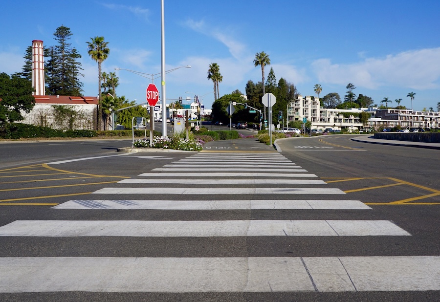 Although the Bayshore Bikeway intersects with traffic in a number of spots—including near Silver Strand Boulevard and Orange Avenue—plenty of signage and striping helps to guide trail users. | Photo by Cindy Barks