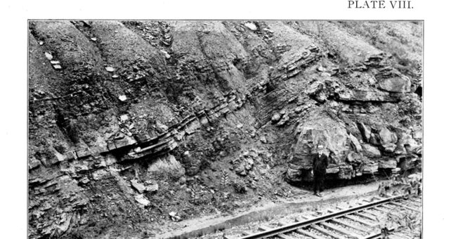 Image of the geological unconformity published in 1921 by the Ohio Geological Survey. The photo was likely taken along the right-of-way of the Cleveland, Zanesville and Cincinnati Railroad shortly after its completion in 1854.