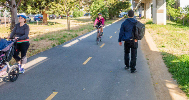 California's Ohlone Greenway | Photo by Sergio Ruiz