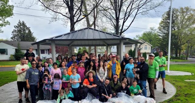 2025 Celebrate Trails Day trash clean up event in Union County, NJ | Photo by Upendra Sapkota
