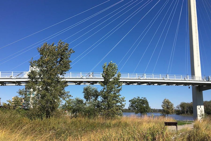 Bob Kerrey Pedestrian Bridge connects Iowa and Nebraska | Photo by Kevin Belle