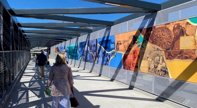 Walkers on the NE 8th Street overcrossing | Photo courtesy Eastrail Partners
