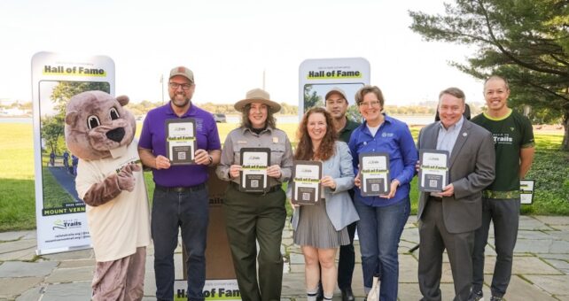 Hall of Fame induction ceremony for the Mount Vernon Trail | Photo by Albert Ting