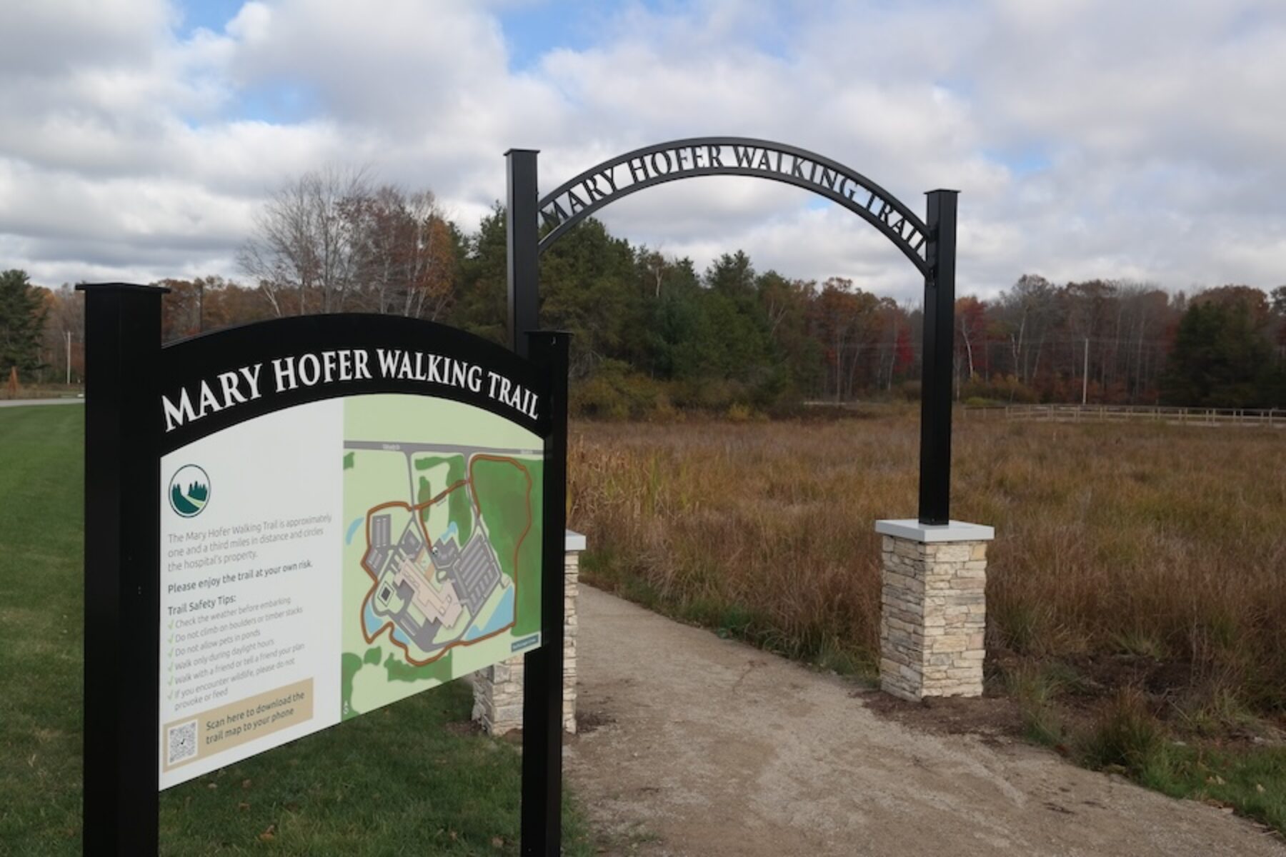 Mary Hofer Walking Trail | Photo courtesy John Hofer
