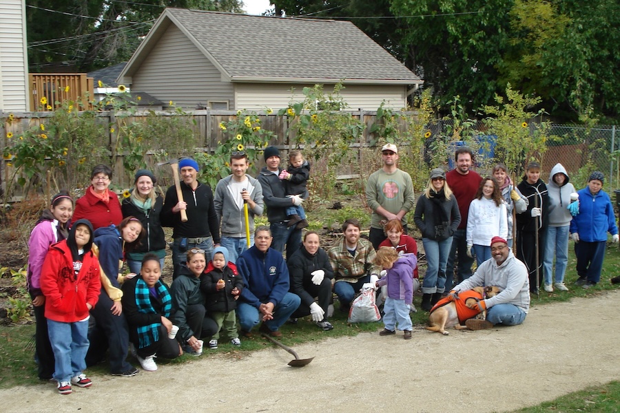 Bloomingdale Trail volunteers | Photo courtesy Ben Helphand